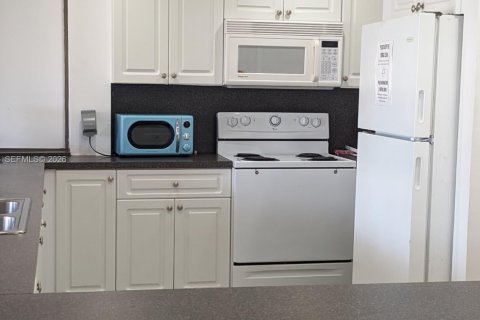 Copropriété à vendre à Sunrise, Floride: 2 chambres, 78.97 m2 № 2080905 - photo 11