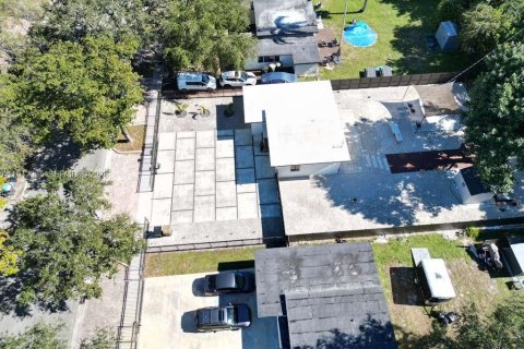 Villa ou maison à vendre à North Miami, Floride: 2 chambres, 76.74 m2 № 2000165 - photo 4