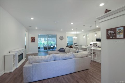 House in Beverly Hills, Florida 3 bedrooms, 216.56 sq.m. № 2423940 - photo 11