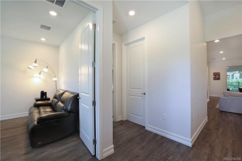 House in Beverly Hills, Florida 3 bedrooms, 216.56 sq.m. № 2423940 - photo 10