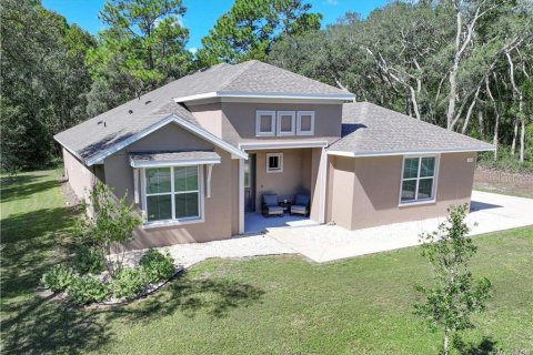 House in Beverly Hills, Florida 3 bedrooms, 216.56 sq.m. № 2423940