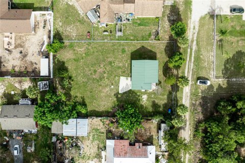 House in Mount Dora, Florida 2 bedrooms, 90.67 sq.m. № 2117243 - photo 30