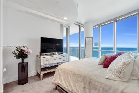 Condo in Sunny Isles Beach, Florida, 2 bedrooms  № 2081807 - photo 7