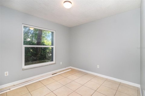 House in Palm Bay, Florida 4 bedrooms, 202.9 sq.m. № 1790090 - photo 17