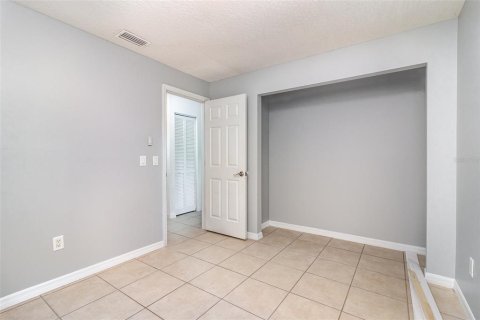 House in Palm Bay, Florida 4 bedrooms, 202.9 sq.m. № 1790090 - photo 18