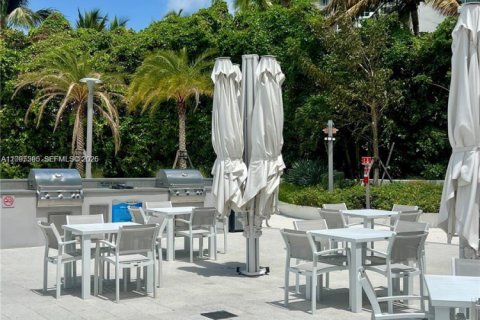 Copropriété à louer à Miami Beach, Floride: 50.45 m2 № 2387142 - photo 18