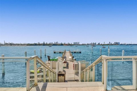 Copropriété à louer à Miami Beach, Floride: 50.45 m2 № 2387142 - photo 14