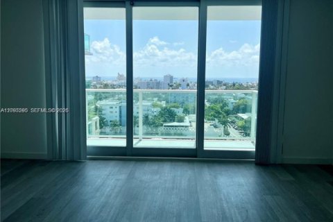 Copropriété à louer à Miami Beach, Floride: 50.45 m2 № 2387142 - photo 2