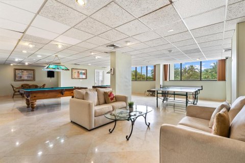 Condo in West Palm Beach, Florida, 2 bedrooms № 2240572 - photo 27