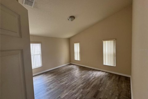 Villa ou maison à louer à Kissimmee, Floride: 3 chambres, 162.21 m2 № 2412709 - photo 17
