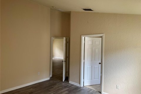 Villa ou maison à louer à Kissimmee, Floride: 3 chambres, 162.21 m2 № 2412709 - photo 20