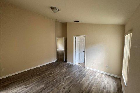 Villa ou maison à louer à Kissimmee, Floride: 3 chambres, 162.21 m2 № 2412709 - photo 19
