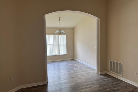 Villa ou maison à louer à Kissimmee, Floride: 3 chambres, 162.21 m2 № 2412709 - photo 16