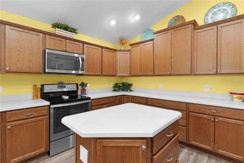 Casa en venta en The Villages, Florida, 3 dormitorios, 172.24 m2 № 1768066 - foto 5