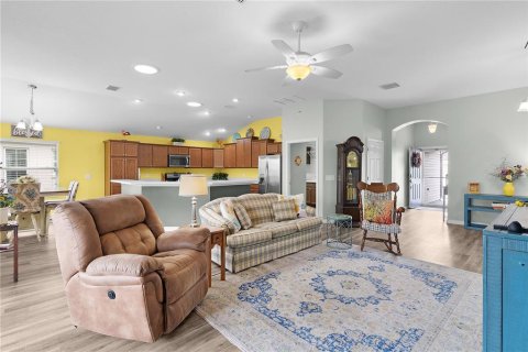 Casa en venta en The Villages, Florida, 3 dormitorios, 172.24 m2 № 1768066 - foto 2