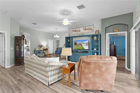 Casa en venta en The Villages, Florida, 3 dormitorios, 172.24 m2 № 1768066 - foto 27