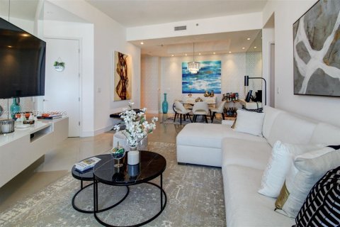 Condo in Sunny Isles Beach, Florida, 2 bedrooms № 2080932 - photo 6