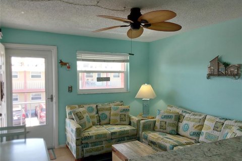 Copropriété à vendre à Treasure Island, Floride: 1 chambre, 44.59 m2 № 1686949 - photo 8