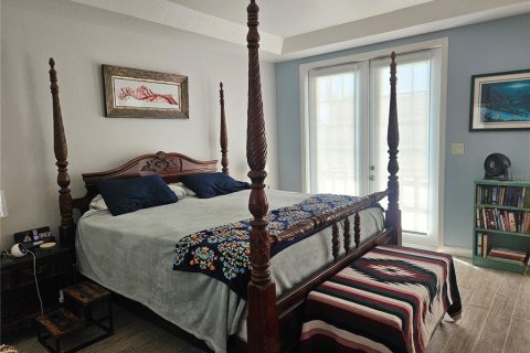 Купить виллу или дом в Мадейра - Бич, Флорида 4 комнаты, 253.44м2, № 1847056 - фото 9