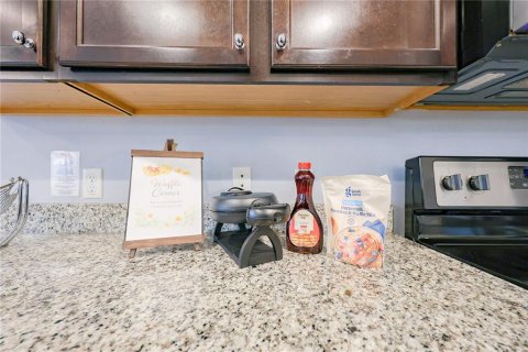 Casa en venta en Kissimmee, Florida, 8 dormitorios, 375.42 m2 № 2258844 - foto 17