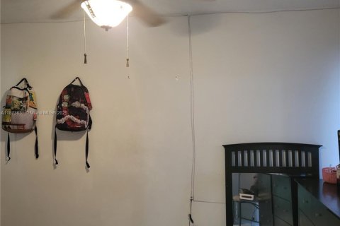 House in Boynton Beach, Florida 3 bedrooms, 128.21 sq.m. № 1923007 - photo 14