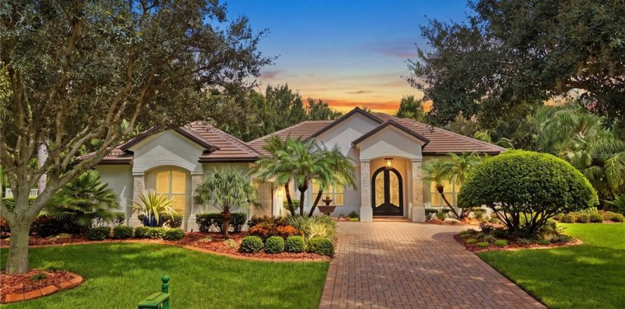 House in Parrish, Florida 3 bedrooms, 285.67 sq.m. № 2417020
