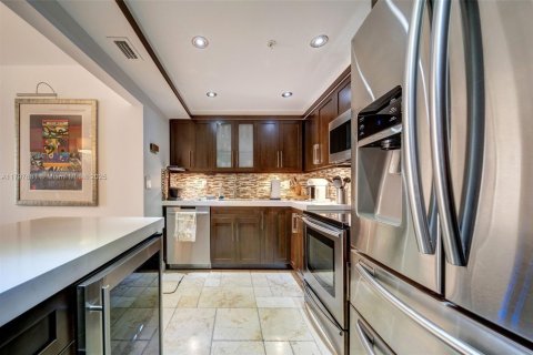 Condominio en alquiler en Miami Beach, Florida, 1 dormitorio, 88.81 m2 № 1958274 - foto 12