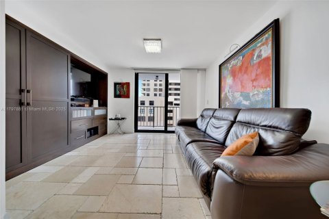 Condominio en alquiler en Miami Beach, Florida, 1 dormitorio, 88.81 m2 № 1958274 - foto 9