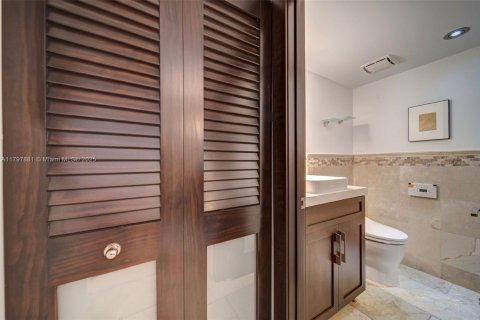 Condominio en alquiler en Miami Beach, Florida, 1 dormitorio, 88.81 m2 № 1958274 - foto 21