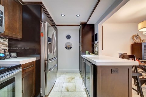 Condominio en alquiler en Miami Beach, Florida, 1 dormitorio, 88.81 m2 № 1958274 - foto 14