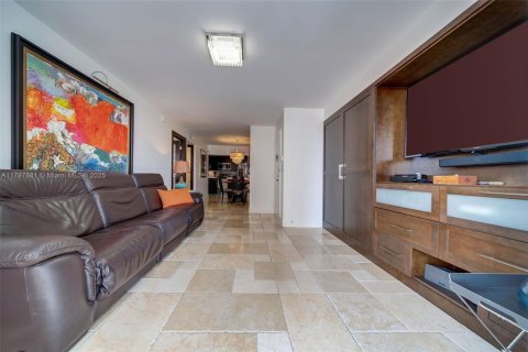 Condominio en alquiler en Miami Beach, Florida, 1 dormitorio, 88.81 m2 № 1958274 - foto 5