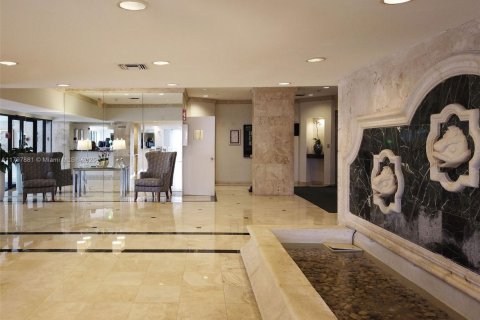 Condominio en alquiler en Miami Beach, Florida, 1 dormitorio, 88.81 m2 № 1958274 - foto 22