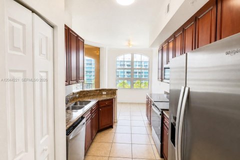 Condo in Aventura, Florida, 2 bedrooms  № 2244979 - photo 3