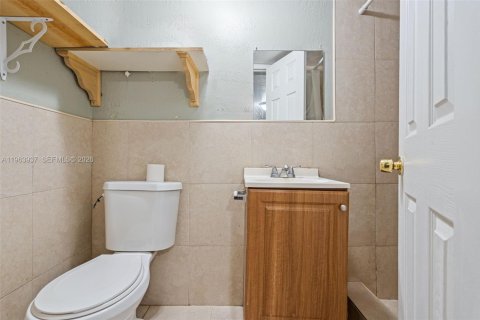 Купить виллу или дом в Холливуд, Флорида 4 спальни, 119.1м2, № 2027421 - фото 23