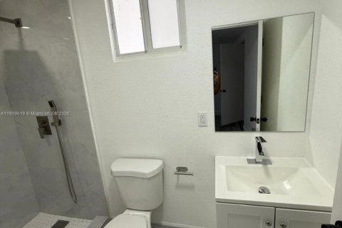 Villa ou maison à louer à Miramar, Floride: 1 chambre № 1965352 - photo 6