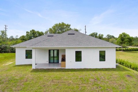 Villa ou maison à vendre à Naples, Floride: 3 chambres, 168.34 m2 № 2084807 - photo 23