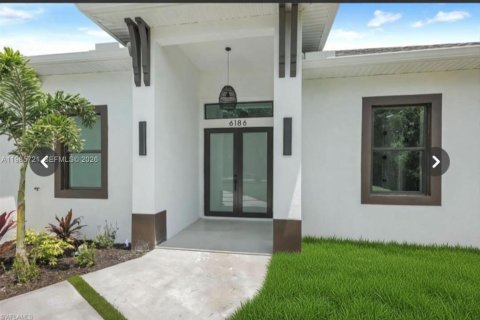 Villa ou maison à vendre à Naples, Floride: 3 chambres, 168.34 m2 № 2084807 - photo 3