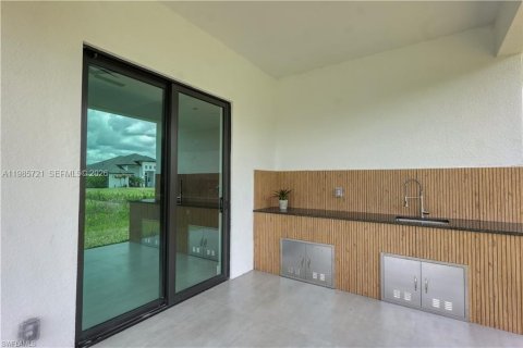 Villa ou maison à vendre à Naples, Floride: 3 chambres, 168.34 m2 № 2084807 - photo 21