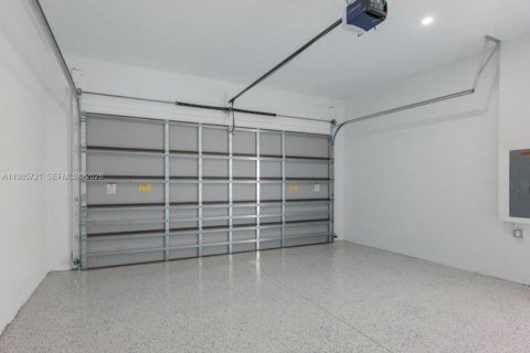Villa ou maison à vendre à Naples, Floride: 3 chambres, 168.34 m2 № 2084807 - photo 19