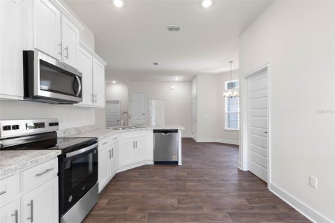 House in Palm Coast, Florida 3 bedrooms, 139.82 sq.m. № 1785364 - photo 14