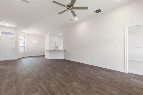 House in Palm Coast, Florida 3 bedrooms, 139.82 sq.m. № 1785364 - photo 5