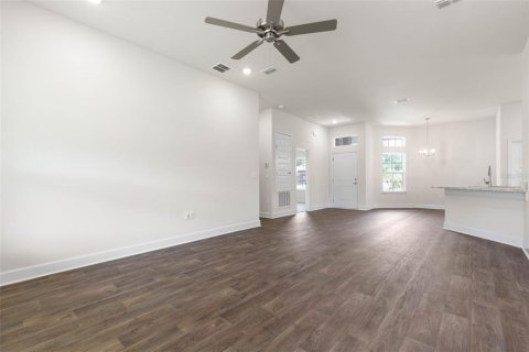 House in Palm Coast, Florida 3 bedrooms, 139.82 sq.m. № 1785364 - photo 6
