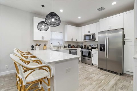 House in Lake Worth, Florida 3 bedrooms, 129.04 sq.m. № 1679242 - photo 9