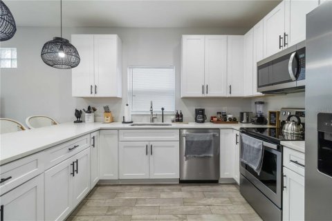 House in Lake Worth, Florida 3 bedrooms, 129.04 sq.m. № 1679242 - photo 10