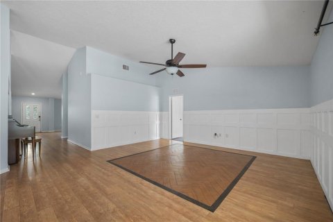 Villa ou maison à vendre à Valrico, Floride: 4 chambres, 249.63 m2 № 2396070 - photo 15