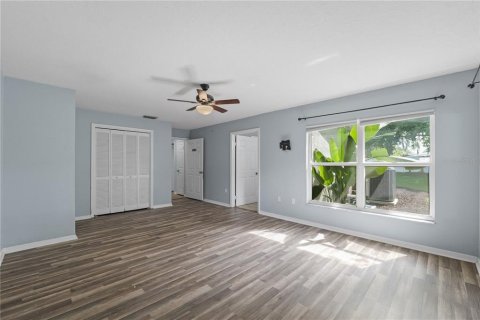 Villa ou maison à vendre à Valrico, Floride: 4 chambres, 249.63 m2 № 2396070 - photo 28