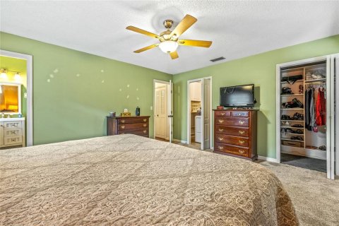 Duplex in New Smyrna Beach, Florida 3 bedrooms, 143.26 sq.m. № 1905520 - photo 18