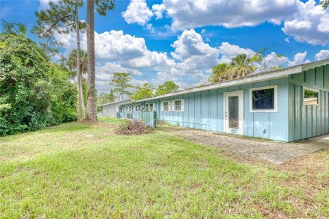 Duplex in New Smyrna Beach, Florida 3 bedrooms, 143.26 sq.m. № 1905520 - photo 22