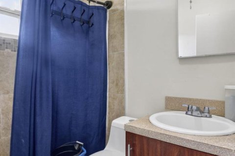 Propiedad comercial en venta en Pompano Beach, Florida, 83.8 m2 № 2261983 - foto 17