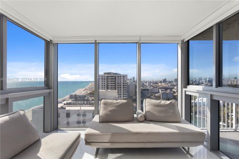 Condominio en venta en Miami Beach, Florida, 3 dormitorios, 208.47 m2 № 2024564 - foto 2